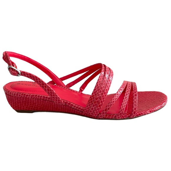 NWOT Bandolino “Tilly 3” Embellished Strap Sandal - Picture 1 of 10